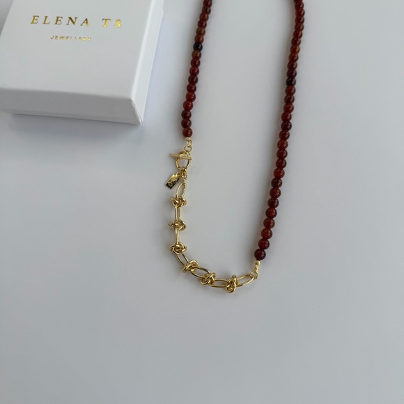 724 Garnet Stone Beaded Gold Necklace - Picture 4 of 6